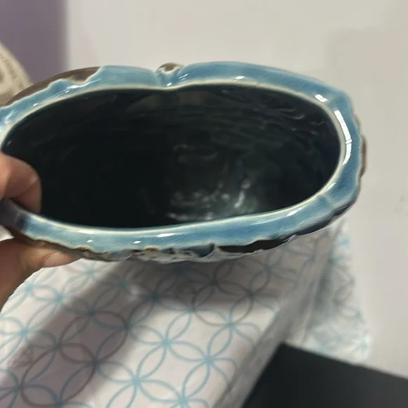 Ceramic Blue and Gold Owl vase when you purchase get free owl dish chipped - Picture 3 of 11